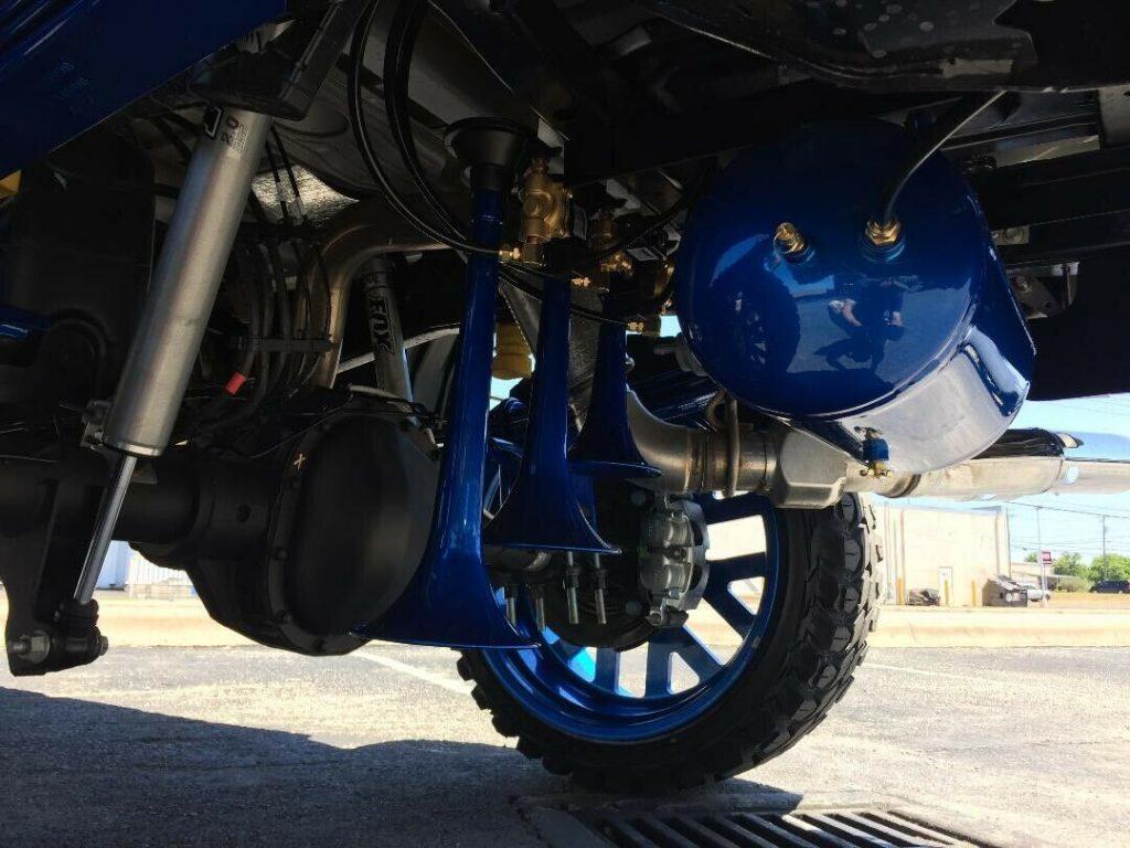 well modified 2017 Ford F 250 Super DUTY pickup