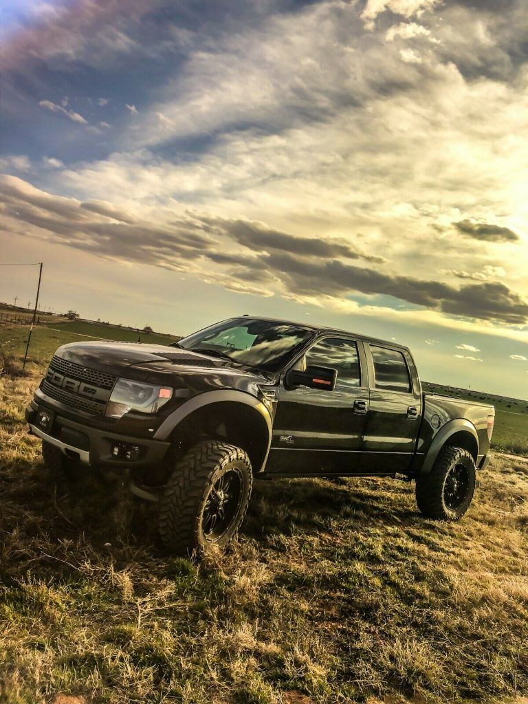 sharp 2013 Ford F 150 SVT RAPTOR pickup