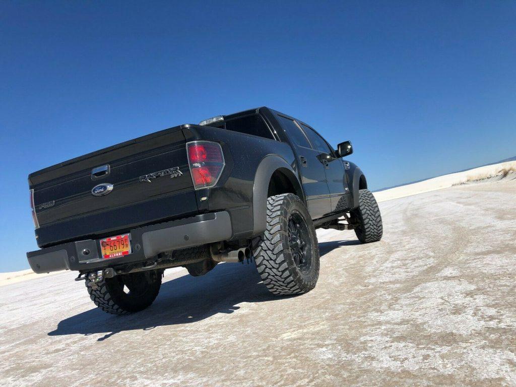 sharp 2013 Ford F 150 SVT RAPTOR pickup
