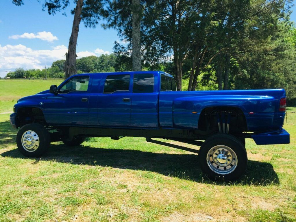 custom build 1995 Dodge Ram 3500 pickup