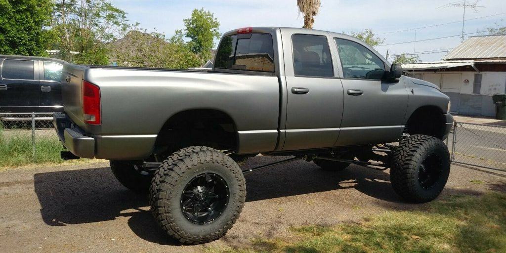 never damaged 2005 Dodge Ram 2500 SLT pickup