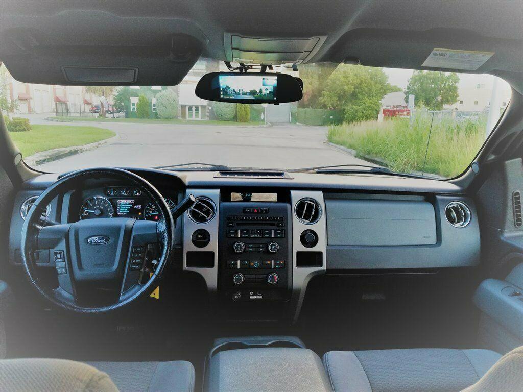 very clean 2012 Ford F 150 XLT pickup