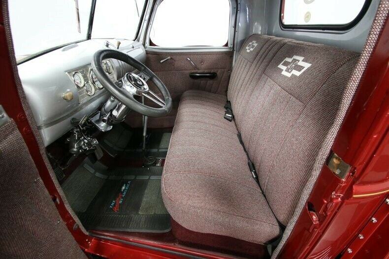 fuel injected custom 1946 Chevrolet Pickup