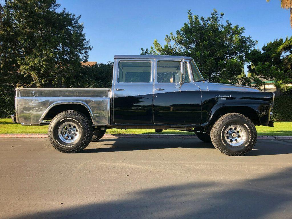 one of a kind 1960 International Harvester B120 Travelette pickup