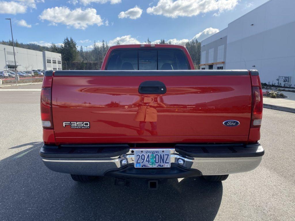 2000 Ford F-350 XLT Pickup [loaded]