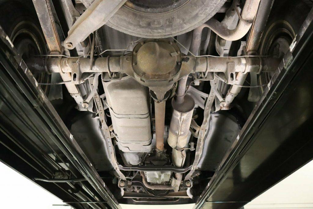 1995 Ford F-150 XLT pickup [loaded with goodies]