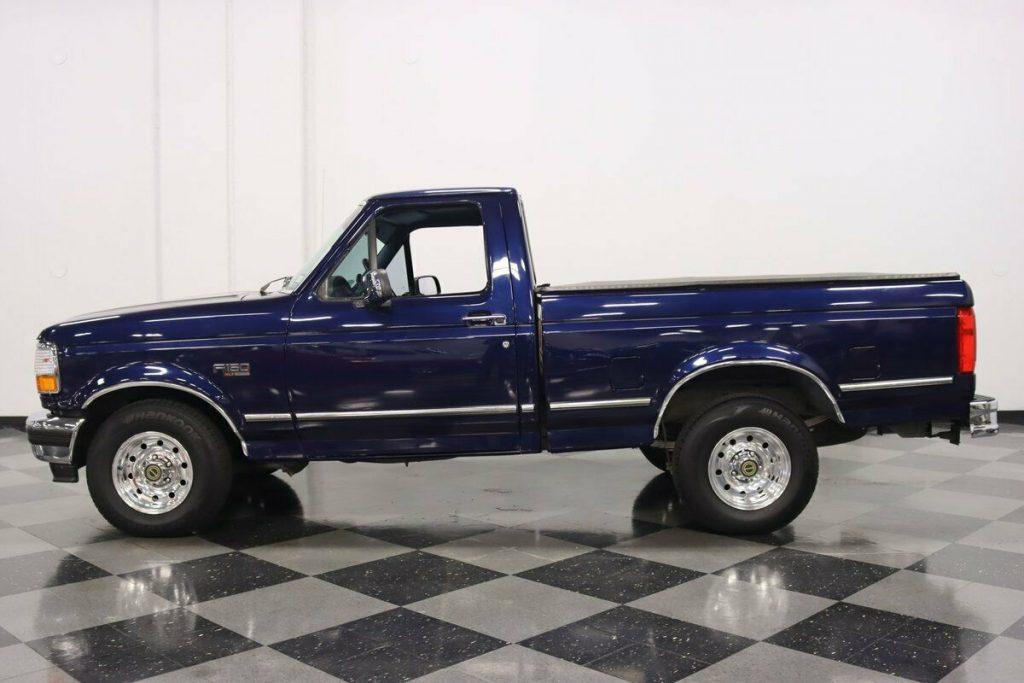 1995 Ford F-150 XLT pickup [loaded with goodies]