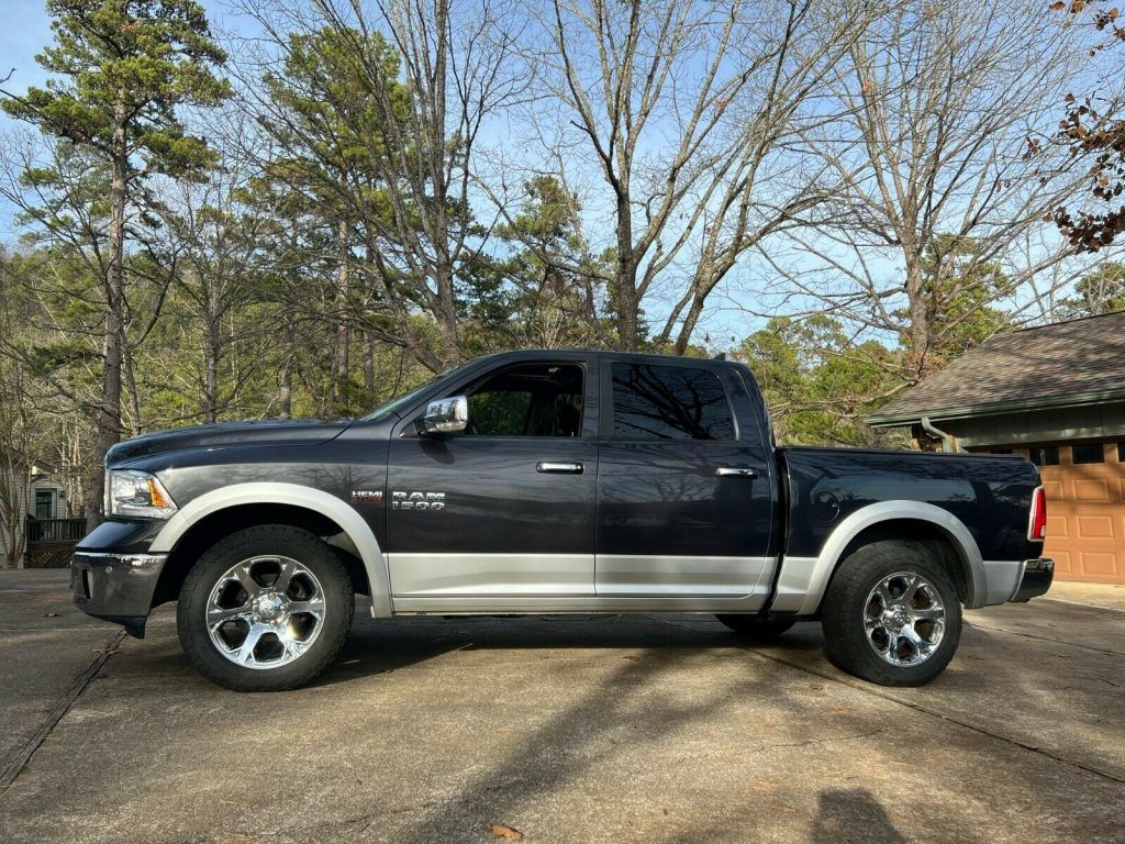 2015 Ram 1500 Laramie pickup [loaded with goodies]