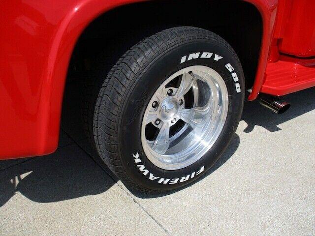 1953 Ford F-100 Hot Rod