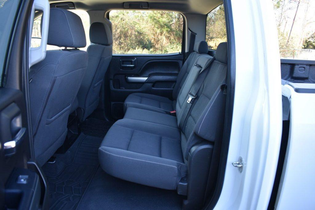 2019 Chevrolet Silverado 2500 LT pickup [great working truck]