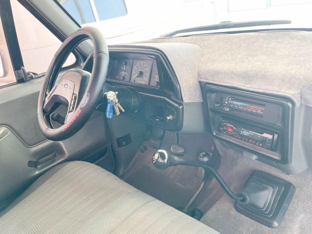 1989 Ford F-150 4X4 – SWB – V8