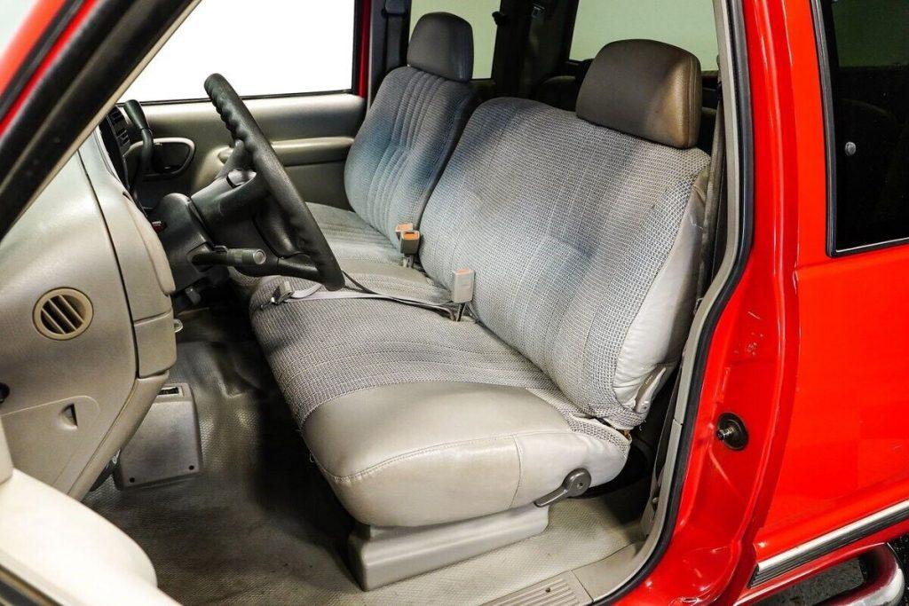 1998 Chevrolet Pickup [rock solid all around]