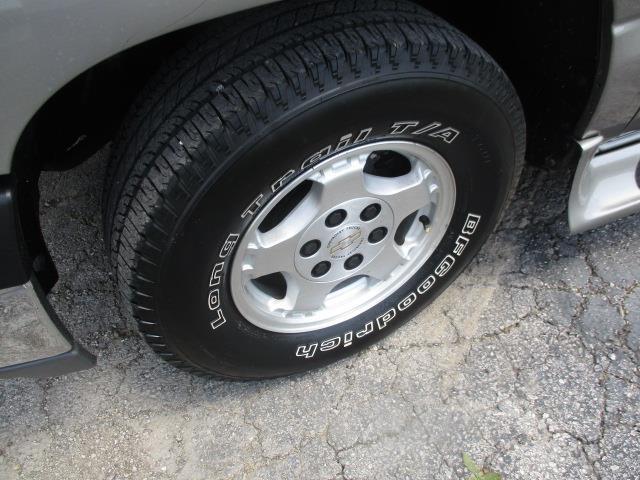 2001 Chevrolet Silverado 1500 LS