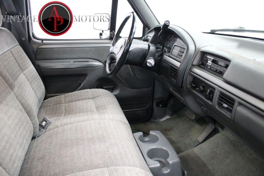 1992 Ford F150 Nite Edition 4X4