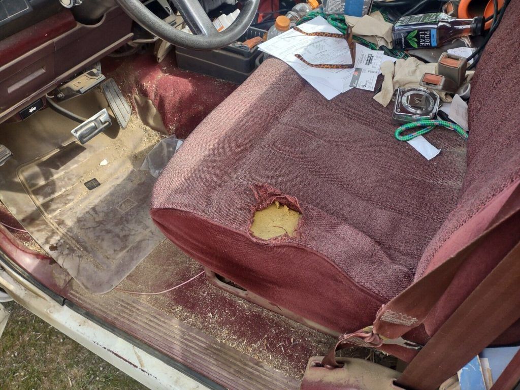 1988 GMC 1500 standard cab long bed pickup