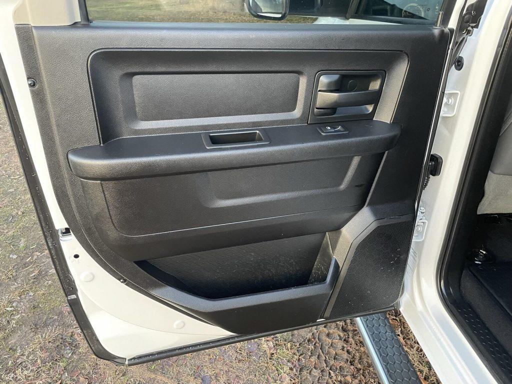 2018 Ram 3500 Tradesman pickup [well equipped]