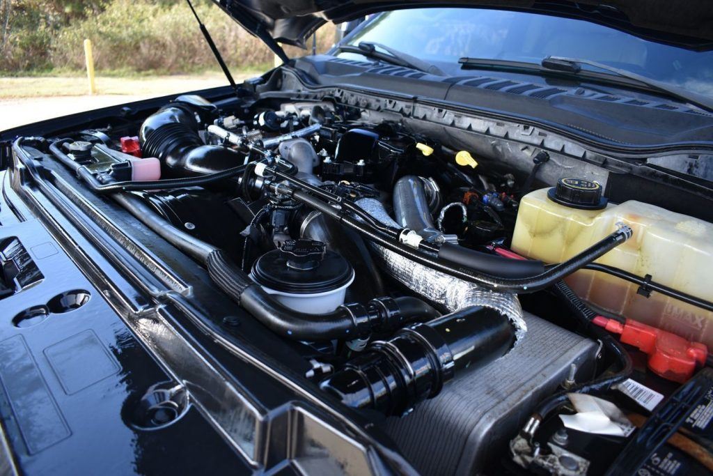 2017 Ford F-250 Lariat pickup [pristine shape]