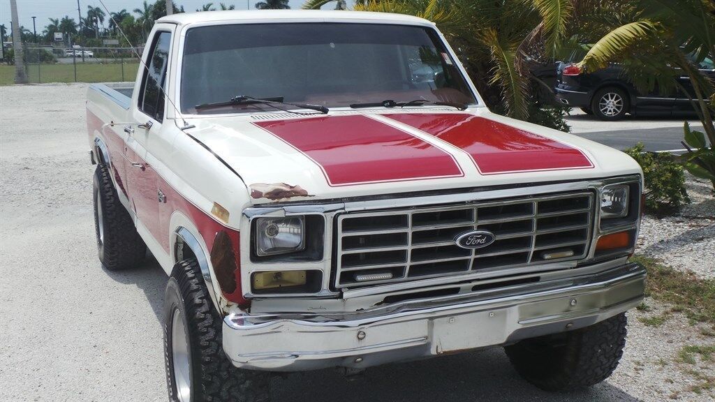 1984 Ford F-250 4X4 Diesel