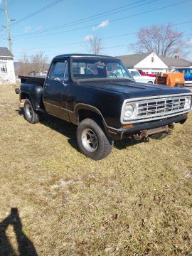 1975 Dodge Power Wagon W100 Pickup 4X4 step side short bed for sale