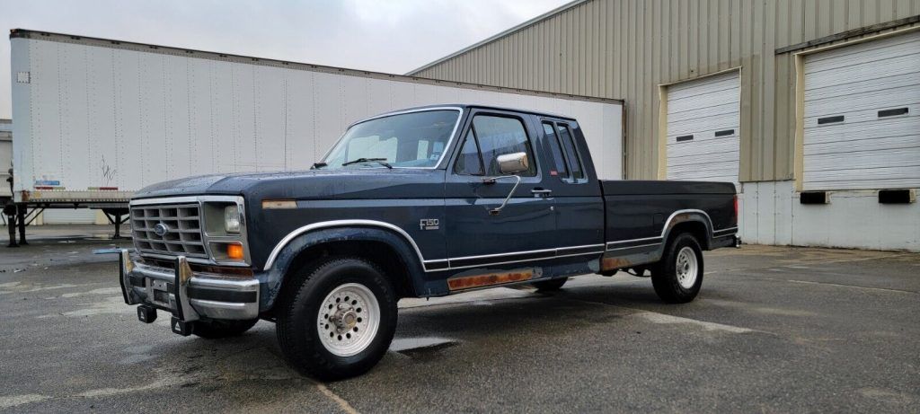 1986 Ford F-150 XLT Lariat