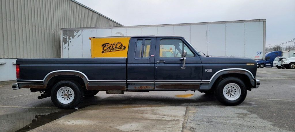1986 Ford F-150 XLT Lariat