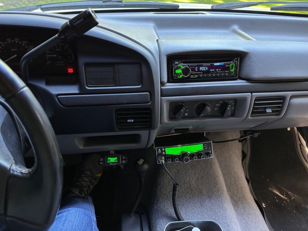 1997 Ford F-250 pickup [perfect shape]