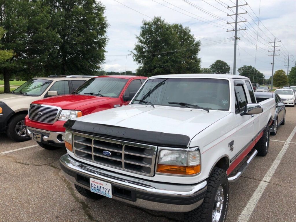 1997 Ford F-250 pickup [perfect shape]