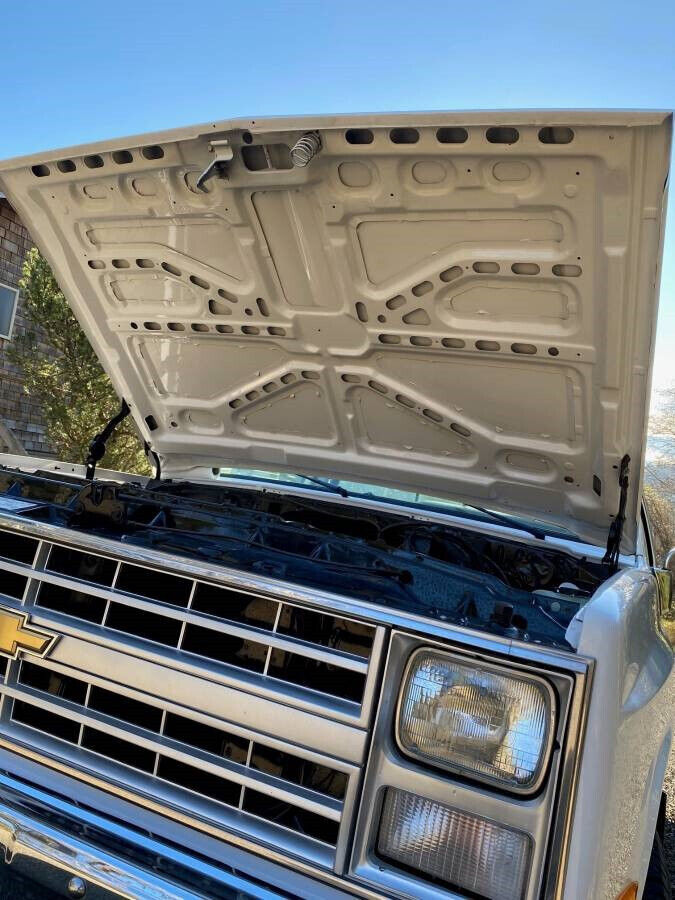 1987 Chevrolet K20 Custom Deluxe edition 4×4