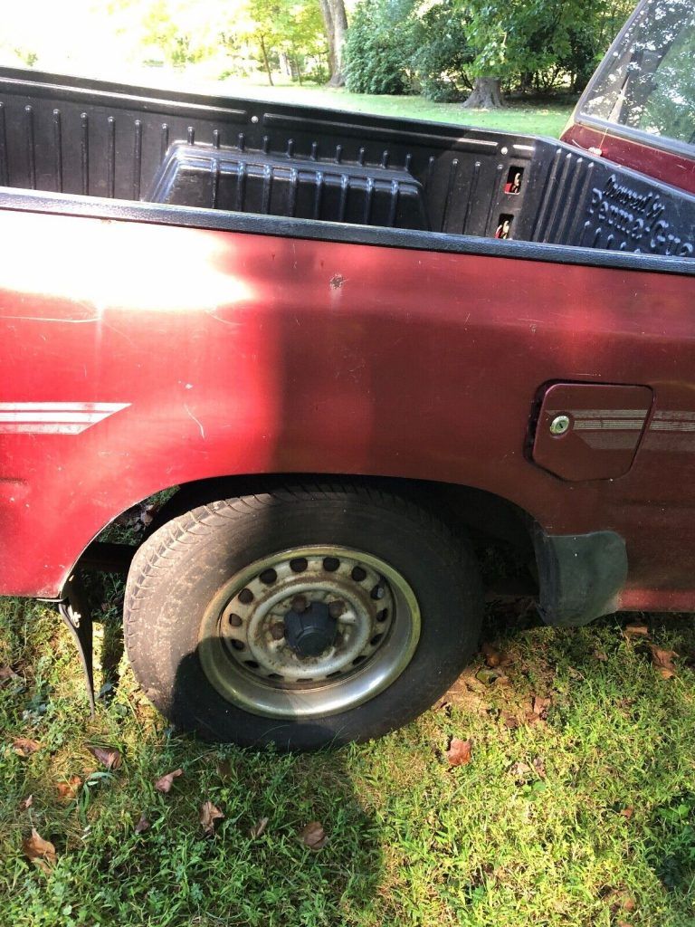 1990 Toyota Hilux Pickup Deluxe