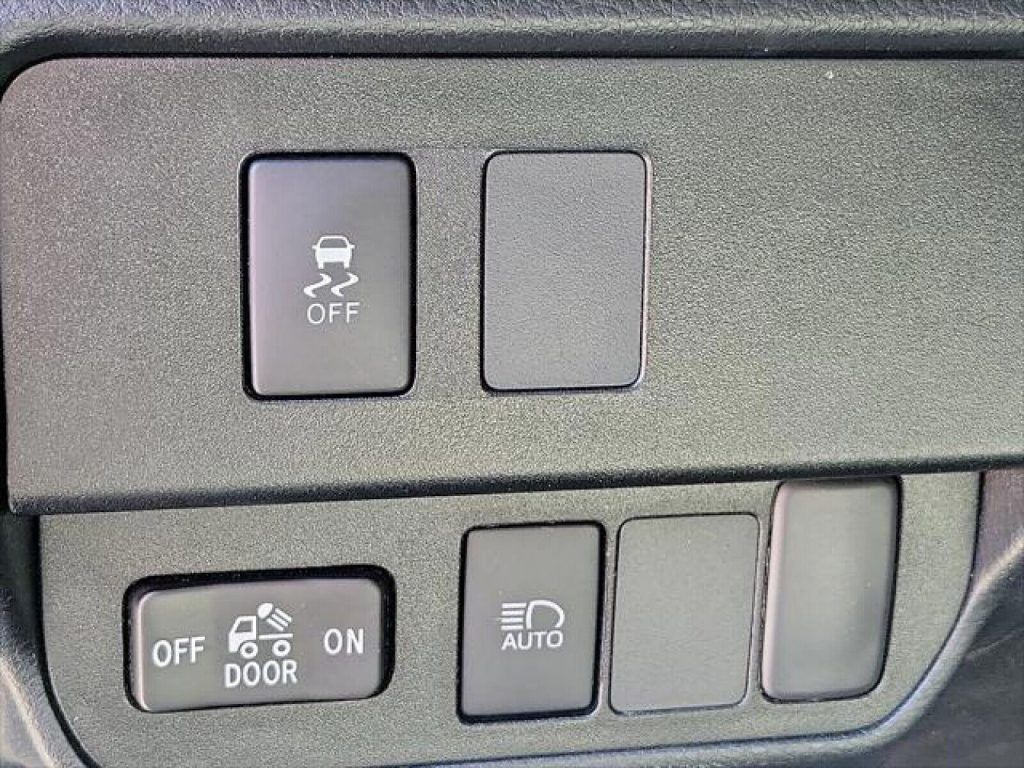 2021 Toyota Tacoma SR V6