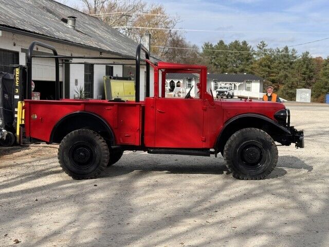 1953 Dodge M37 4×4 Truck