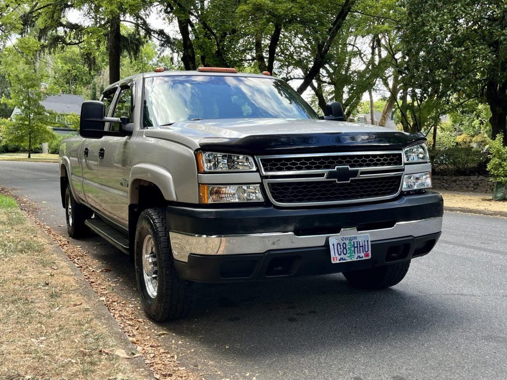 2007 Chevy Silverado 3500 1-Ton 4X4 CREW CAB 4DR LONG BED 6.6L Duramax Diesel
