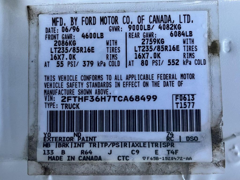 1996 Ford F-350 HD XLT 4X4 REGULAR CAB 2DR LONG BED