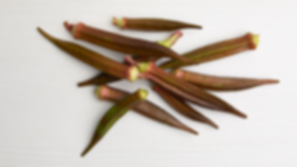 Quimbombó morado (okra)
