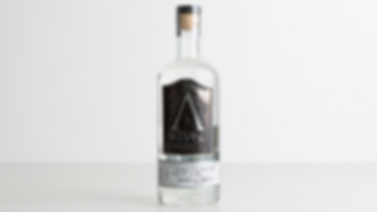 White Artesano rum