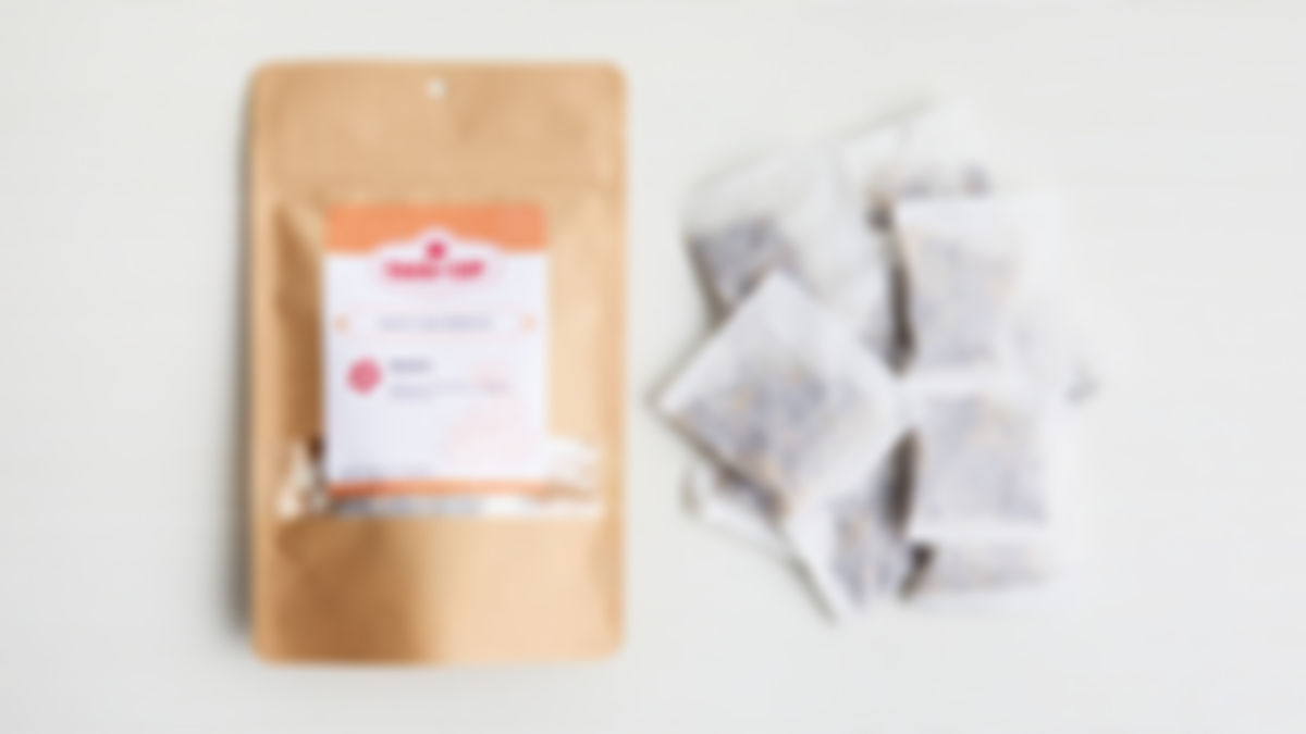 Té de hibisco (flor de Jamaica), canela, jengibre y cardamomo