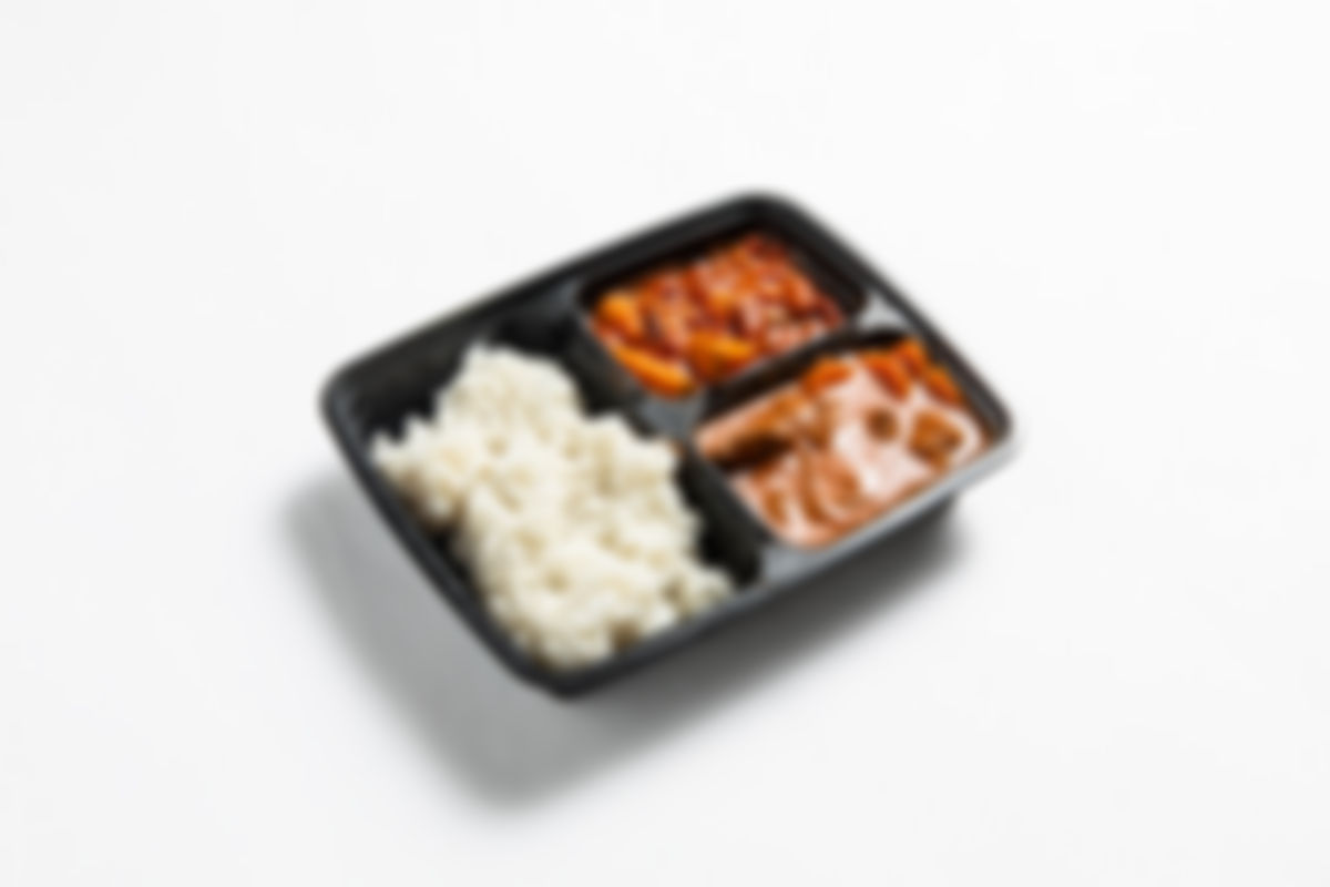 Carne Guisada con Arroz y Habichuela
