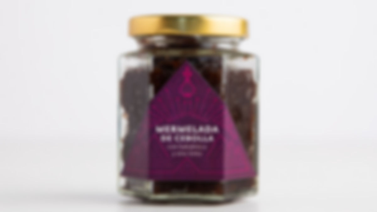 Mermelada de cebolla con reducción de balsámico y vino tinto, 6 oz