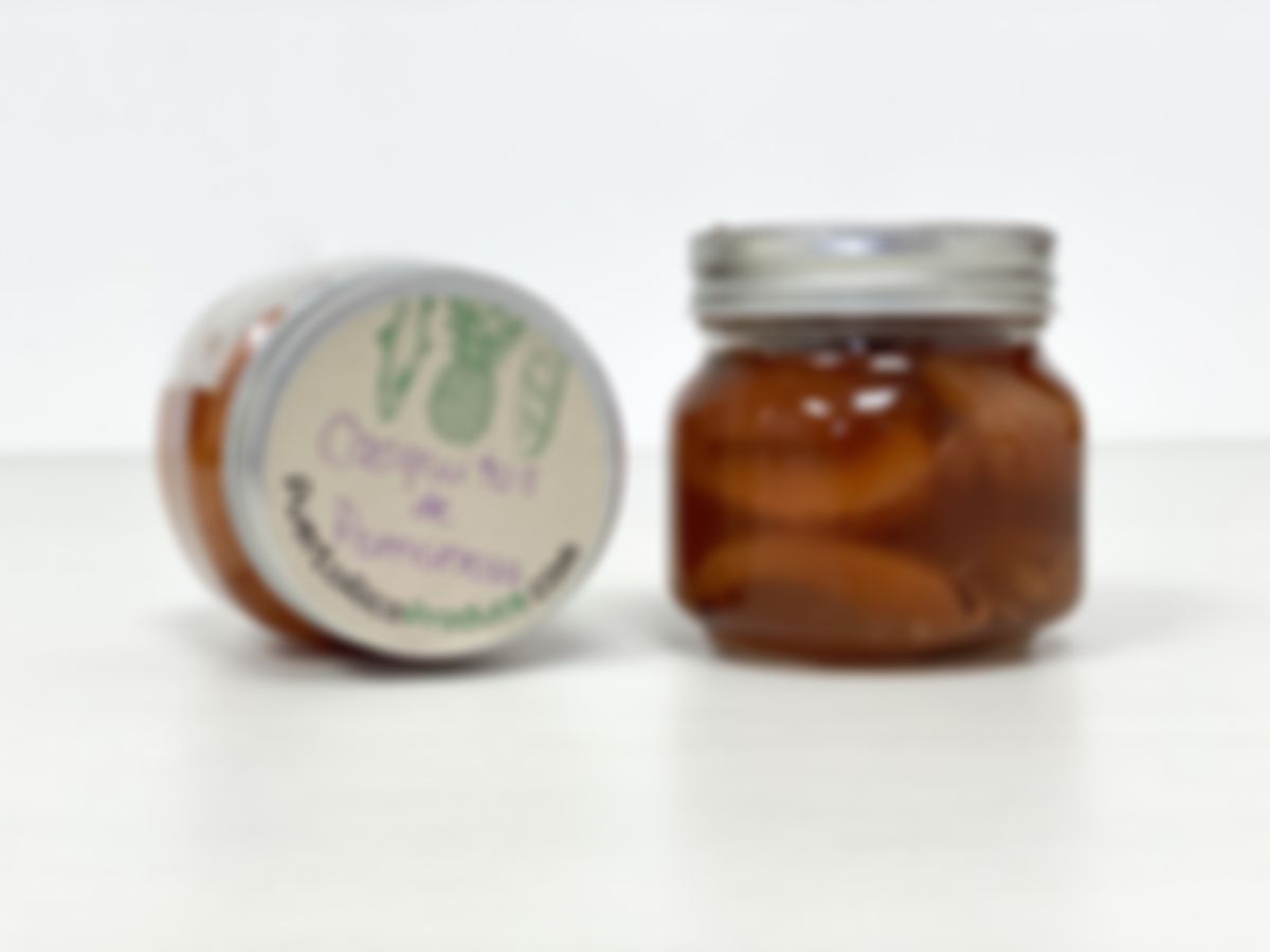 Casquitos de pomarrosa en sirope de albahaca, 8 oz
