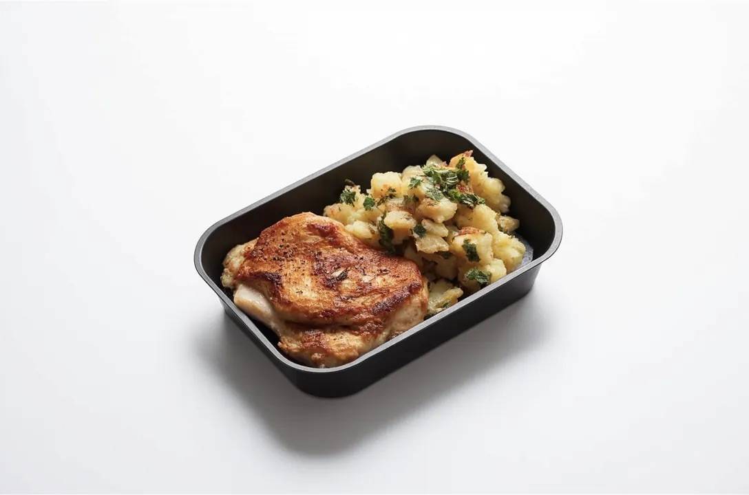  Pollo al horno con ensalada de papas al cilantrillo 