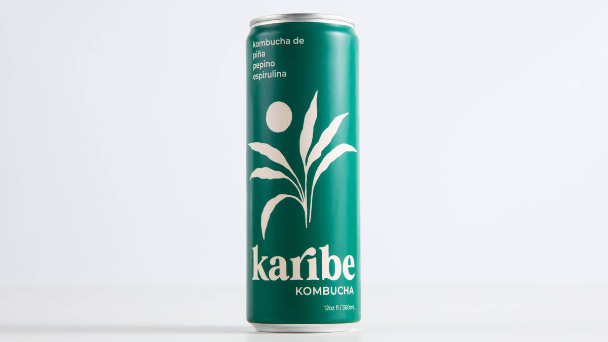 Kombucha de piña, pepinillo y espirulina - Karibe