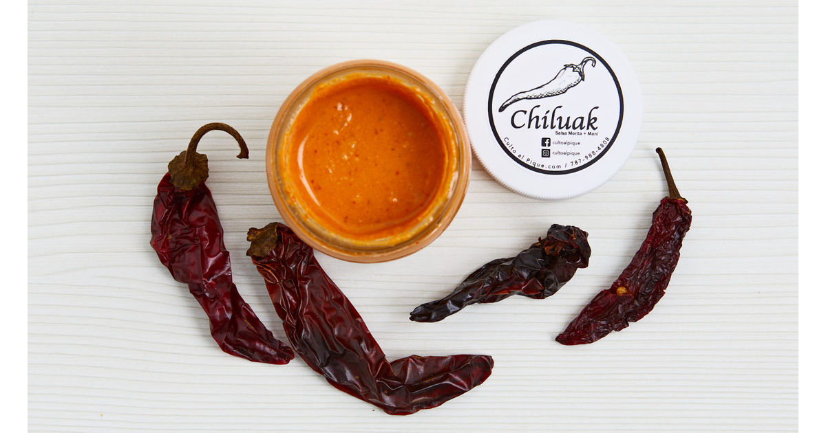 Salsa de chile morita con maní tostado