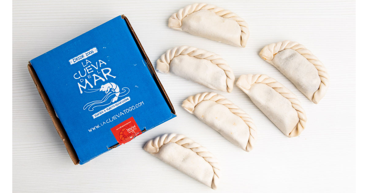 Shrimp turnovers, La Cueva del Mar