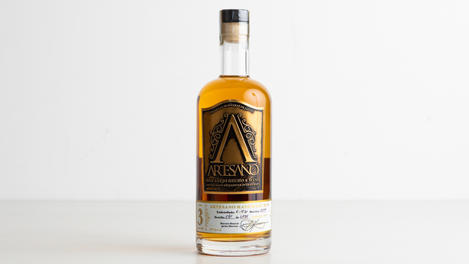 Ron Artesano añejo