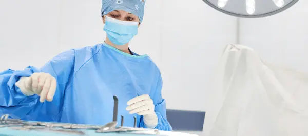 Top Surgical Tech Travel Jobs Hero Image