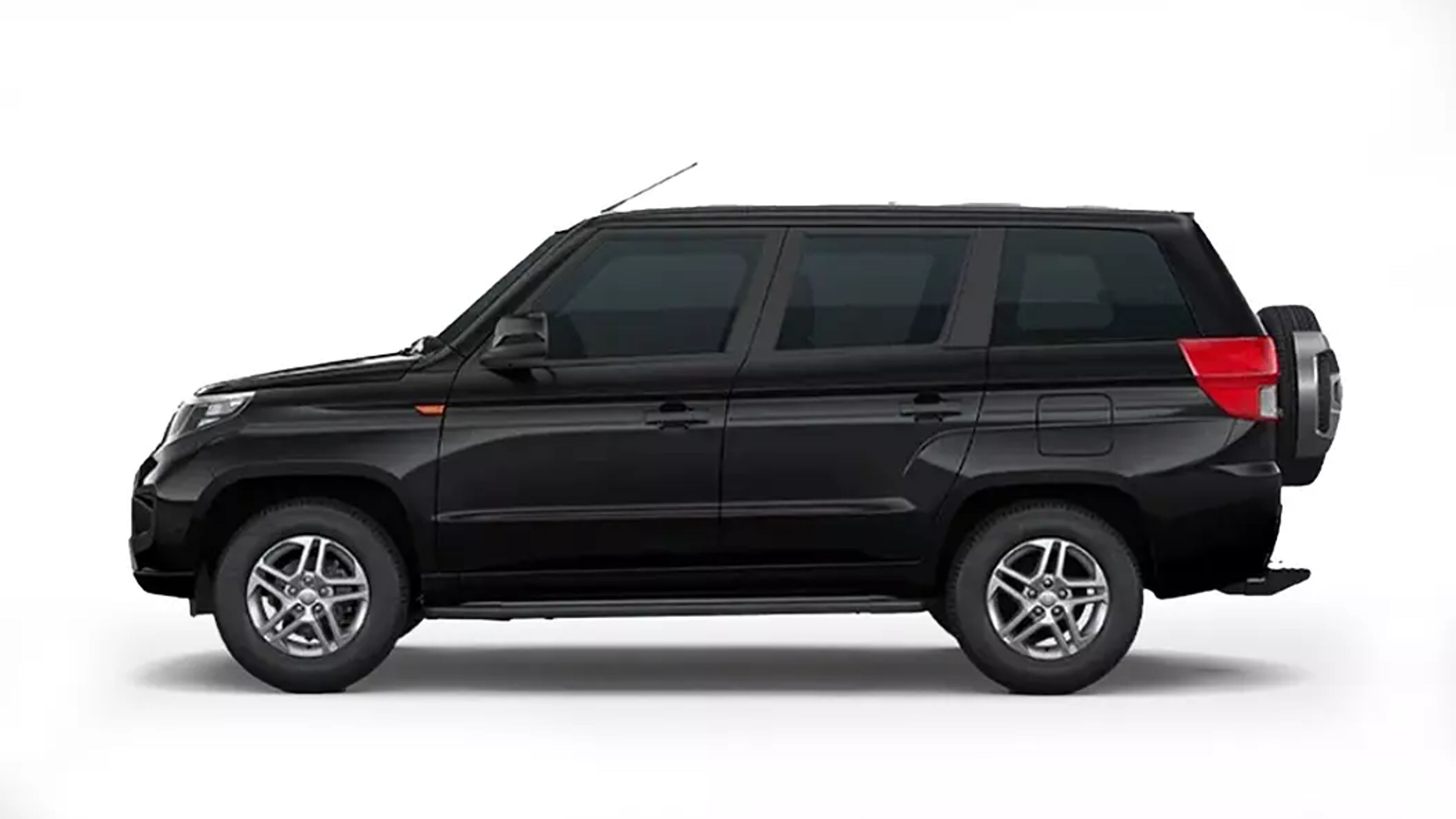 Mahindra Bolero Neo Plus Napoli Black