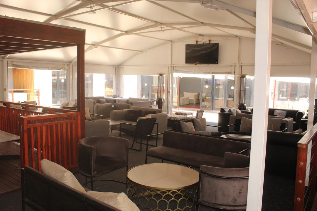 kg27psm5w81rpb7s2rvxae0swn7c617n Local LifeStyle Lounge