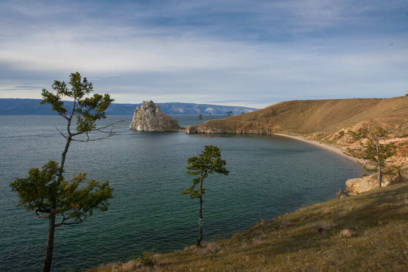 Юг острова Ольхон лето с воды