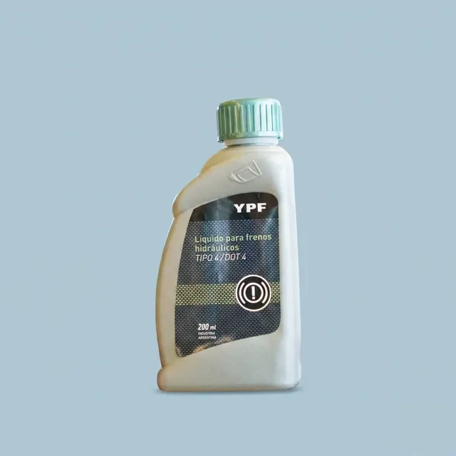 Envase de líquido para frenos YPF DOT 4 200 ml