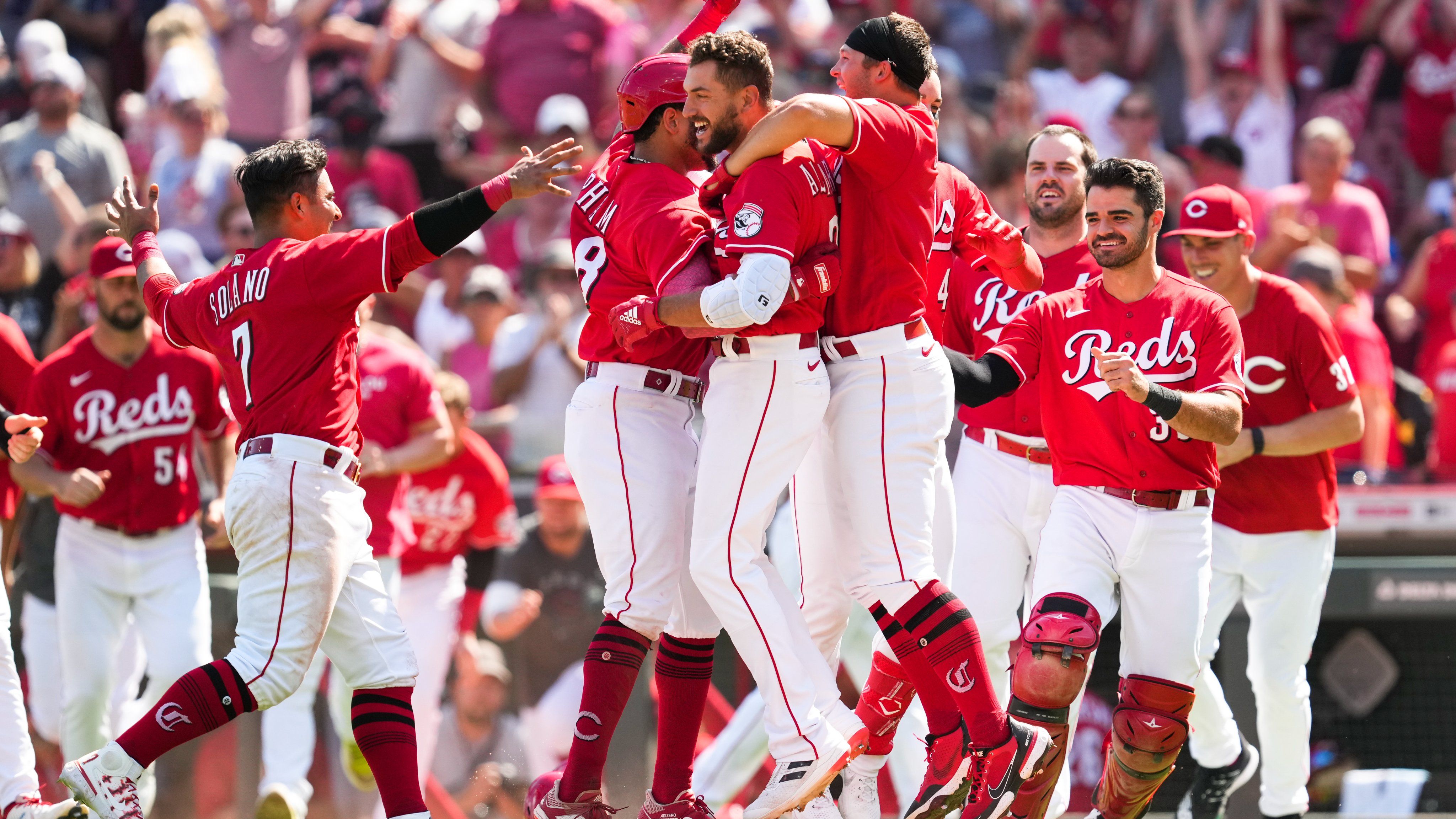 MLB Cincinnati Reds Uniform Set